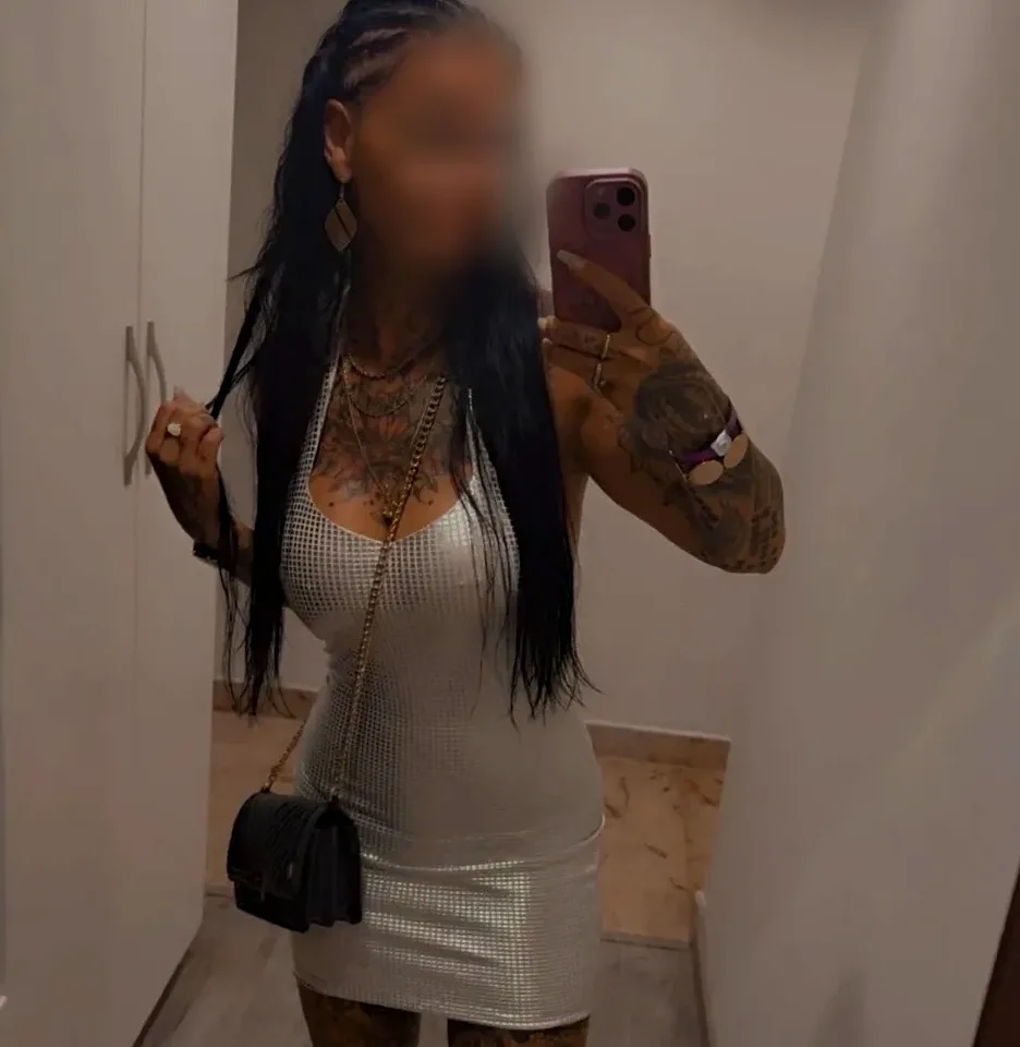 Linda, 36