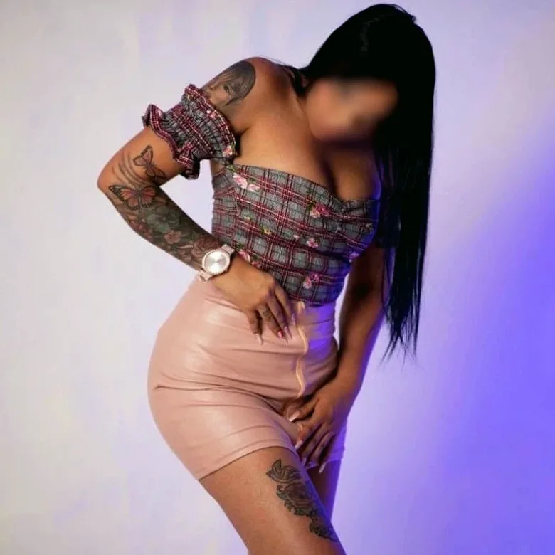 Marie, 24