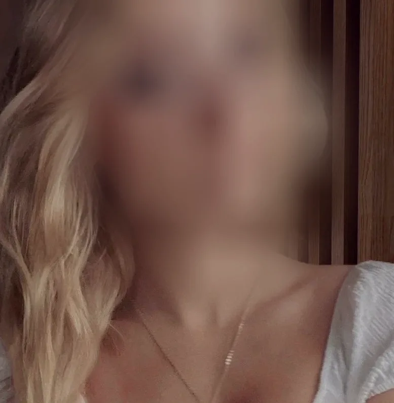 Vera, 19